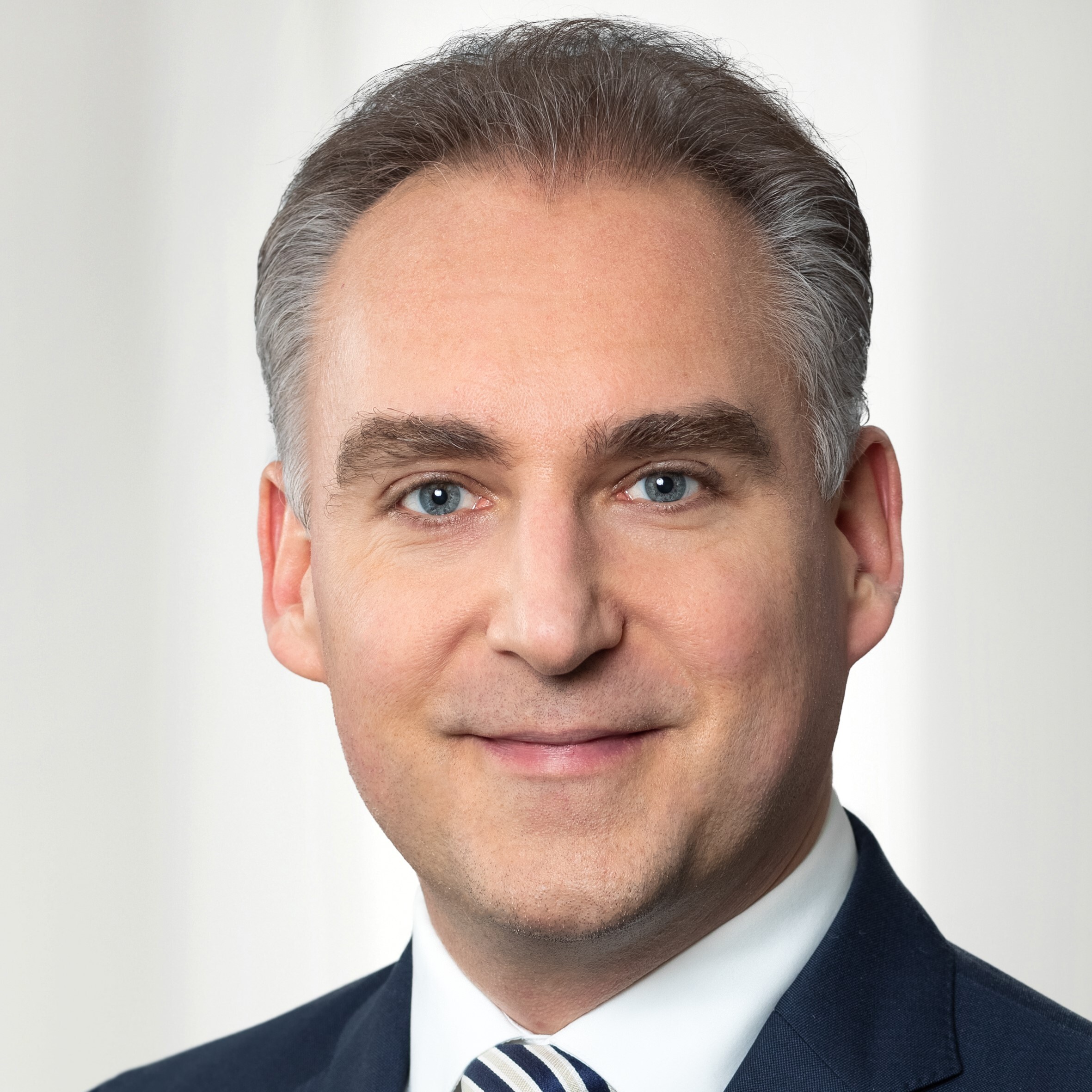 Portrait_Jens Walzner_website_25