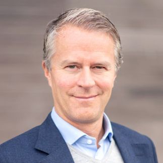 NEF-Web-Bilder-20-Portrait-Valseth-7d2f11b7