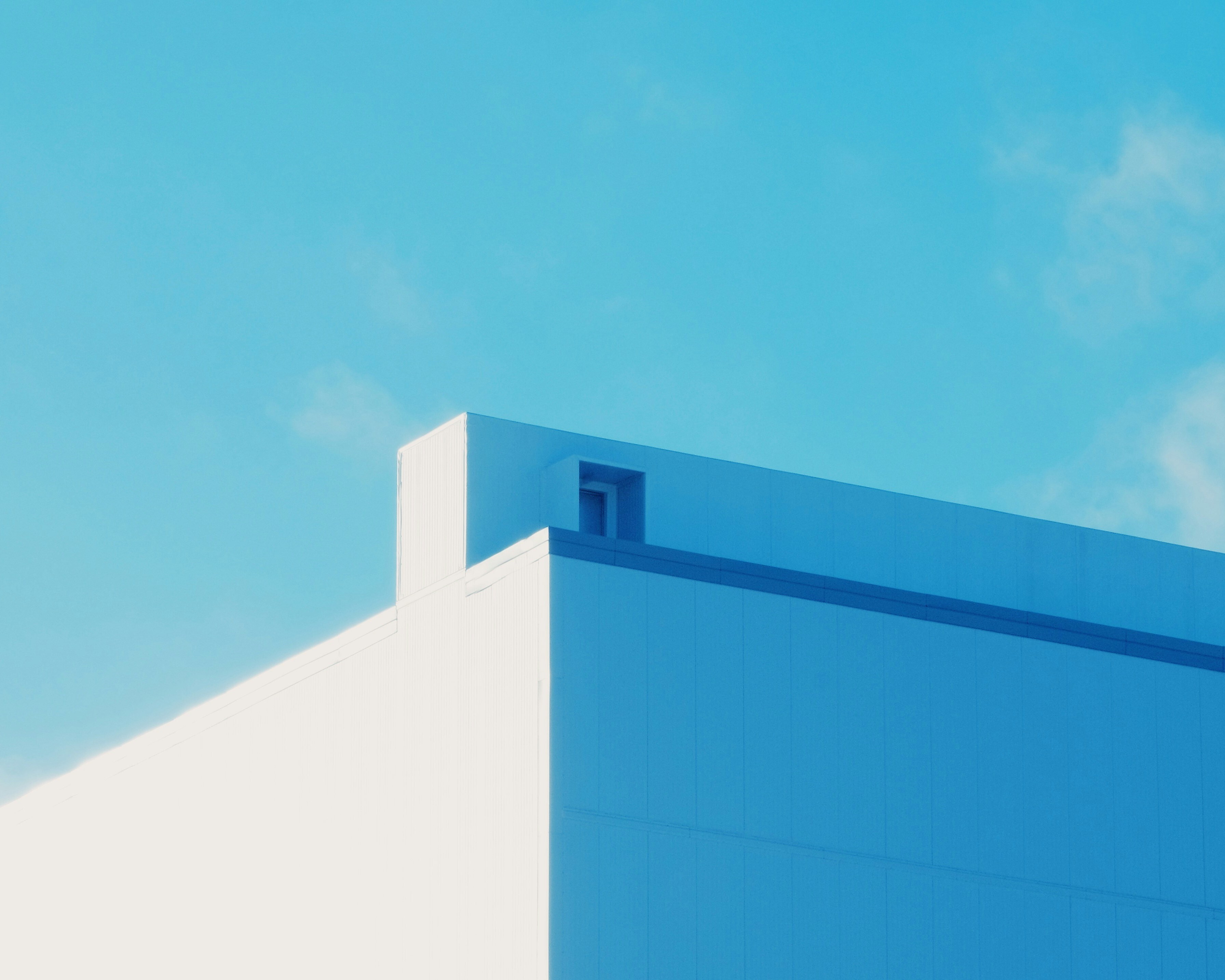 akram-Q1VdttGuAQE-unsplash.2